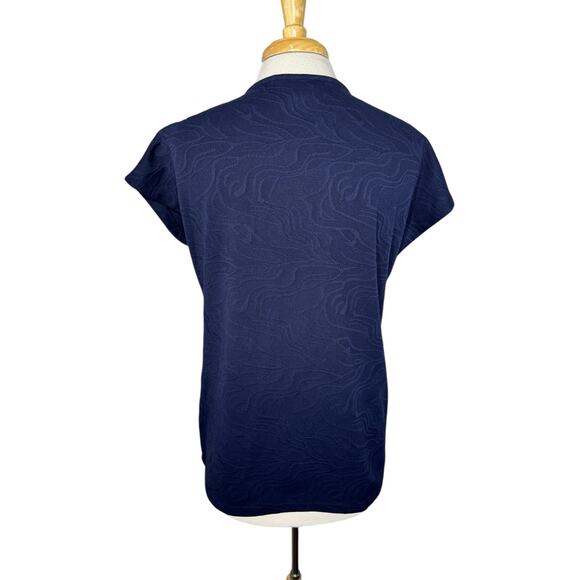 CHICOS Navy Blue Textured Side Button Short Sleeve Knit Blouse Size Medium (1) - Picture 3 of 8